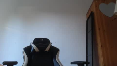 blondyelena online show from 29, 7, 2026
