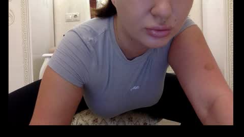 Snapshot of bloompetal chatting on 16, 10, 2025 bloompetal online show from 16, 10, 2025