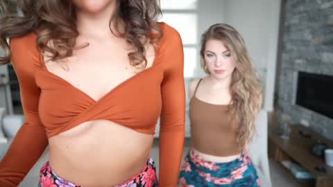 Snapshot of bloomyogi chatting on 30, 1, 2025 Emma Bloom online show from 30, 1, 2025