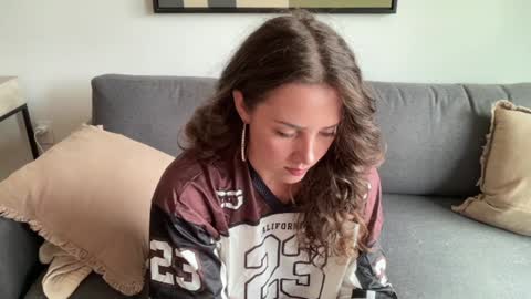 Snapshot of bloomyogi chatting on 21, 9, 2025 Emma Bloom online show from 21, 9, 2025