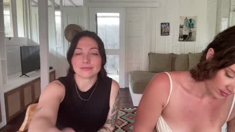 Emma Bloom online show from 7, 2, 2026