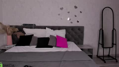 Sonya GTM2 TuWeThFrSaSu 0900am-1500pm online show from 23, 11, 2025