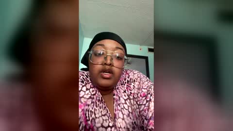 blucinnamon online show from 15, 3, 2026