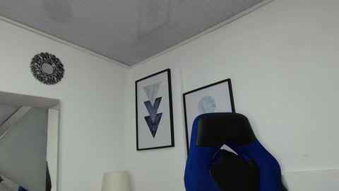 Snapshot of blue_water_cs chatting on 9, 9, 2025 blue_water_cs online show from 9, 9, 2025