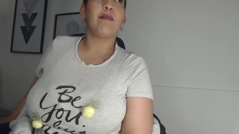 Snapshot of blue_water_cs chatting on 16, 9, 2025 blue_water_cs online show from 16, 9, 2025