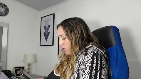 Snapshot of blue_water_cs chatting on 23, 10, 2025 blue_water_cs online show from 23, 10, 2025