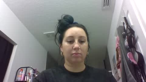 bluebabybunny563 online show from 9, 8, 2026