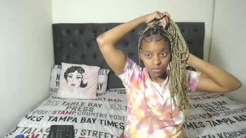 Snapshot of bluedi622952 chatting on 20, 1, 2025 Tee online show from 20, 1, 2025