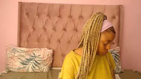 Snapshot of bluedi622952 chatting on 9, 3, 2025 Tee online show from 9, 3, 2025