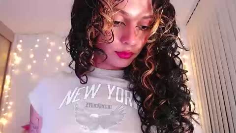 Im Abril .. Nice to meet you  thumb up me please its important  INDEPENDENT MODEL online show from 28, 4, 2026