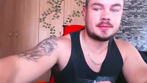 blueeyeboy0 online show from 26, 9, 2025