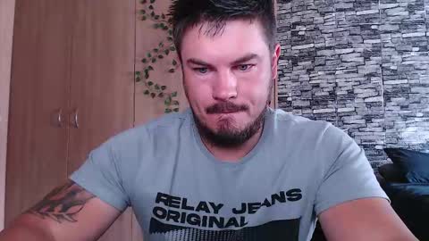 blueeyeboy0 online show from 3, 11, 2025