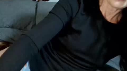 Blueeyedlie online show from 3, 3, 2026