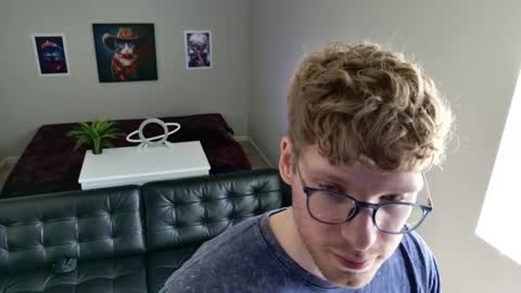 blueeyedtallguy online show from 16, 3, 2026