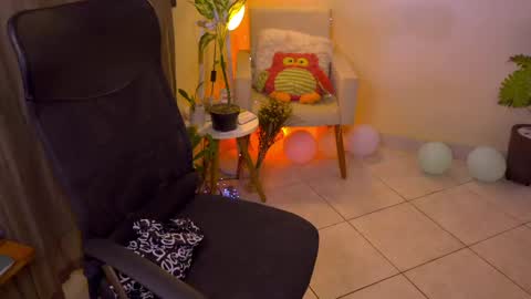 FLORAA online show from 15, 4, 2026