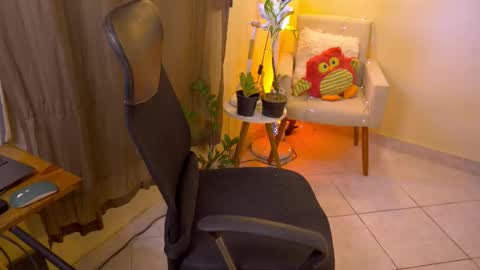 FLORAA online show from 12, 1, 2026