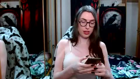 Bluerose online show from 8, 11, 2025