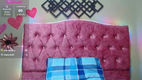 Violette 3 online show from 6, 3, 2025