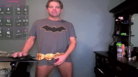 Snapshot of blueyes_hung1 chatting on 6, 1, 2026 Fun Boi online show from 6, 1, 2026