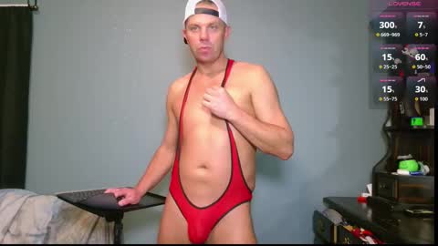 Snapshot of blueyes_hung1 chatting on 18, 2, 2026 Fun Boi online show from 18, 2, 2026