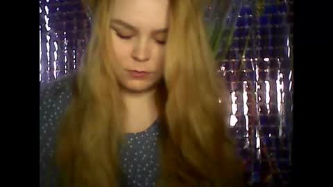 blushing_star online show from 2, 3, 2025