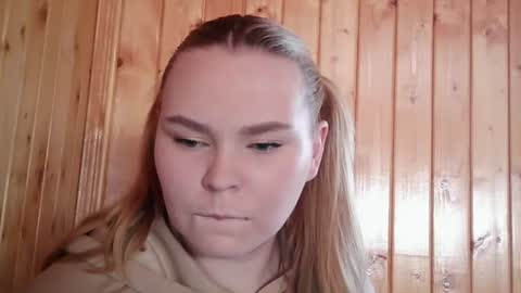 blushing_star online show from 31, 7, 2026