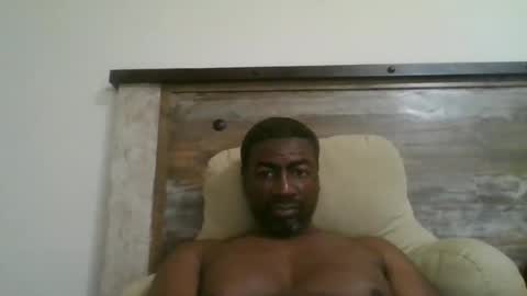 Snapshot of bluuthunder1914 chatting on 29, 10, 2025 bluuthunder1914 online show from 29, 10, 2025