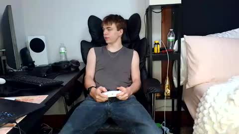 Snapshot of bobby72738 chatting on 20, 9, 2025 bobby72738 online show from 20, 9, 2025