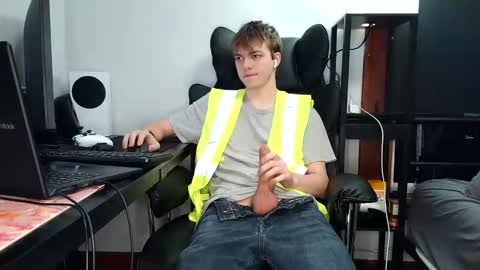 Snapshot of bobby72738 chatting on 16, 10, 2025 bobby72738 online show from 16, 10, 2025