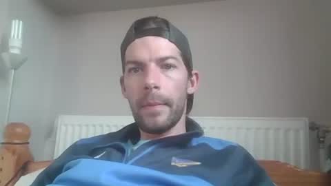 bobbysinger2009 online show from 29, 9, 2025