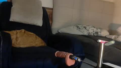 bobbytoyyboy online show from 2, 3, 2025