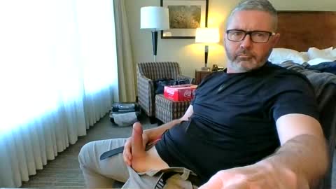 bobjones5003 online show from 28, 2, 2025