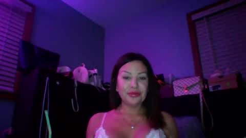 milf online show from 27, 11, 2025