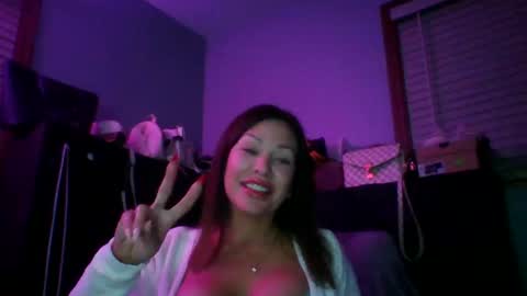milf online show from 30, 11, 2025