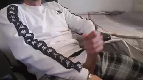 Snapshot of bodyking69 chatting on 29, 3, 2026 bodyking69 online show from 29, 3, 2026