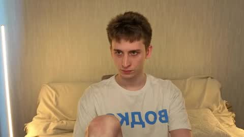 Snapshot of boicute chatting on 15, 4, 2026 ALEXPVT IS OPEN online show from 15, 4, 2026
