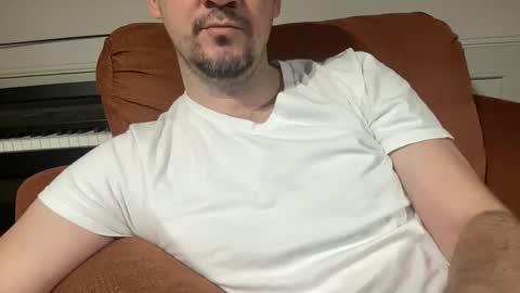 Snapshot of boludopeludo chatting on 8, 2, 2025 edilsonrd online show from 8, 2, 2025