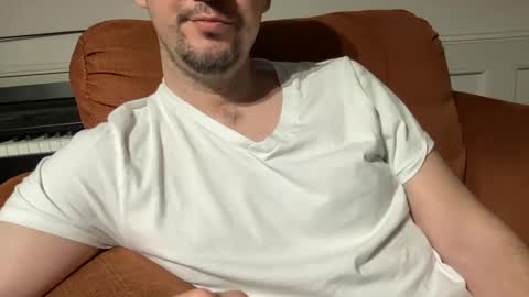 Snapshot of boludopeludo chatting on 3, 3, 2025 edilsonrd online show from 3, 3, 2025