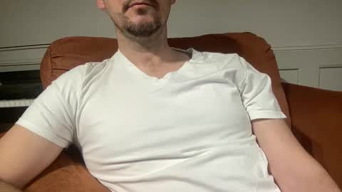 Snapshot of boludopeludo chatting on 9, 3, 2025 edilsonrd online show from 9, 3, 2025