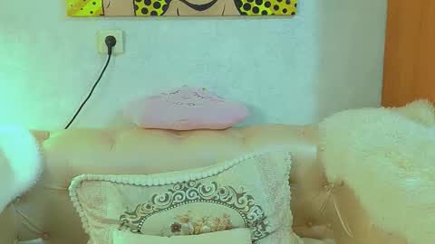 Mia online show from 27, 3, 2026