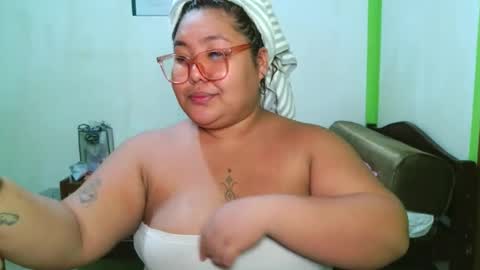 bombastic_darla online show from 3, 5, 2026