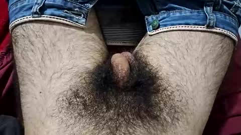 Im Bom - Tip if You Liked my Hairy Body - Private Show is Open - Read more about me in the bio below online show from 18, 4, 2026