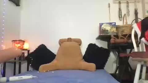 Bonnie online show from 19, 12, 2024