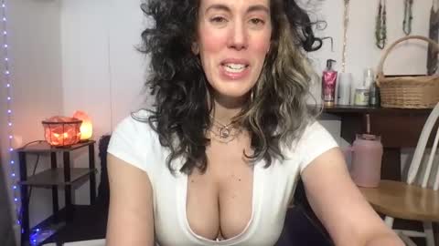 Bonnie online show from 23, 1, 2025