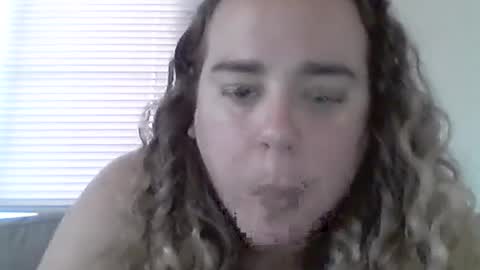 bongmamabear online show from 14, 7, 2026