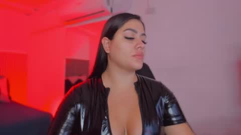 Bonnie  online show from 26, 6, 2026