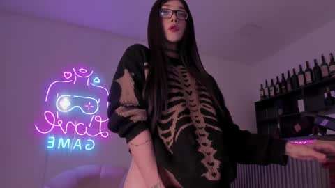 Snapshot of bonnie_luxury chatting on 23, 10, 2025 Bonnie Luxury online show from 23, 10, 2025