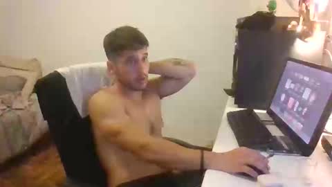 bonnie_x_clyde69 online show from 7, 5, 2026