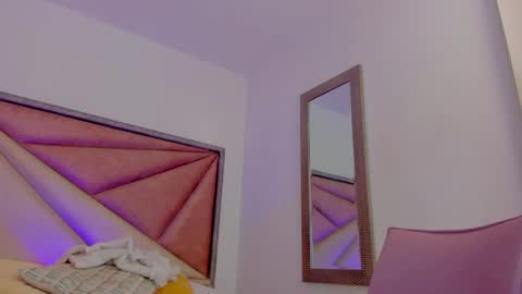 Snapshot of bonniecute_ chatting on 14, 5, 2026 online show from 14, 5, 2026