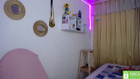 Snapshot of bonny_clyde_xx_ chatting on 14, 2, 2025 Soffy Brooks Independent model online show from 14, 2, 2025